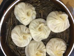 蟹黄汤包-百年尹氏汤包(湖南路狮子桥店)