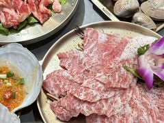 -围炉肉舍丹东海鲜烤肉·烤活鳗(步行街店)