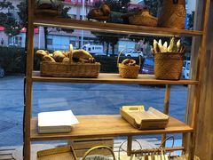 面包甜点陈列柜-那家面包房(珠江路店)