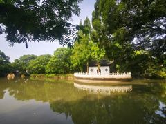 -汇龙潭