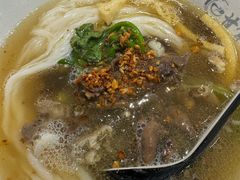 -甘掌门·化州驰名牛杂粉(越秀店)