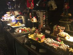 自助取餐区-广州花园酒店-凌璇阁360度高空海鲜自助餐CAROUSEL