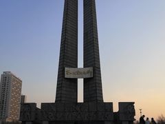 -唐山抗震纪念碑广场