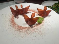 -映水芙蓉(长宁来福士店)