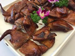 烤乳鸽-莞香楼·正宗东莞菜(东升店)