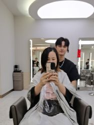 -苏豪路易士·嘉玛发廊