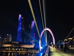 -南京眼步行桥