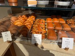 -VERIE BAKEHOUSE
