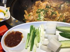 -百事晟渔村木火铁锅炖(玉带湾店)