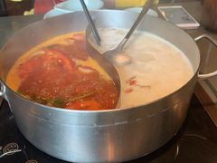 番茄牛膝骨猪肚鸡锅底-捞王锅物料理(上海世茂广场店)
