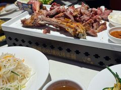 -小河公主秘制烤羊腿(小绿谷店)