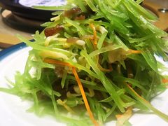 莴笋双脆-小船渔村•大连菜•大连焖鱼(黄河路店)