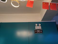 -荒岛实景沉浸密室(江汉路1店)