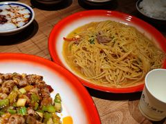 -泥糊破店小酒馆·团建聚餐(南京西路店)