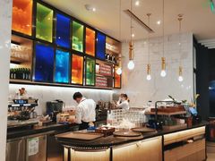 -港丽餐厅(高德置地店)