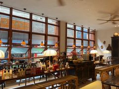 -银米·云南传统过桥米线(双廊黑金冠店)