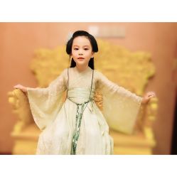 点击看大图 -盘子女人坊古装写真摄影(南京总店)