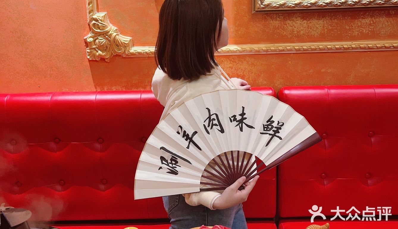 👈左滑穿越到北京宫殿涮正宗老北京铜火锅