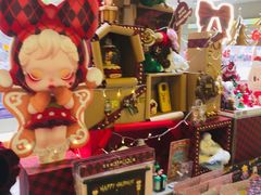 -泡泡玛特POPMART(蓝色港湾店)