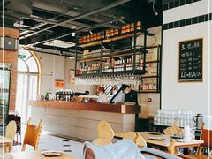 -LENBACH兰巴赫西餐啤酒坊(大连东港店)