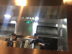 -Tube station站点比萨(王府井百货店)
