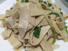 清炒豆腐皮-梅飞酒家(名辉豪庭店)