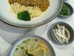 -馋三尺蟹粉小笼(人民广场店)