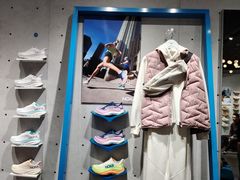 -HOKA(北京蓝色港湾店)