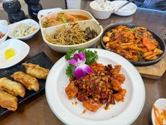 -贵宾庄炸酱面·韩式料理(高区店)