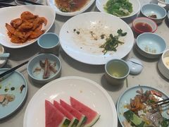 -泓历皇朝酒店(东亭店)