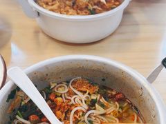 -丽丽三鲜螺蛳粉(田林路店)