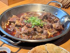 -大众跷脚牛肉馆·非遗传承单位(峨眉山店)