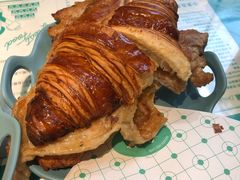 猪扒大过包-金捞茶餐室(祐汉兴隆楼店)