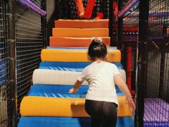 -Tenker Club弹刻极限主题公园 · 蹦床 · 团建 · 生日派对(大关店)