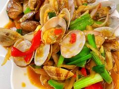 -覃记海鲜美食餐厅