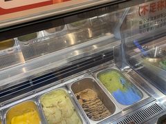 -极拉图·现制冰淇淋(大卫城店)