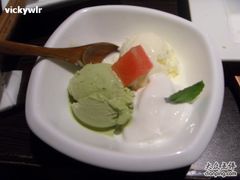 -金柚子韩国烤肉(威宁路店)