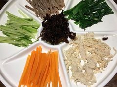 鸡丝凉米线-云海肴·云南小炒·汽锅鸡(天津国金汇店)