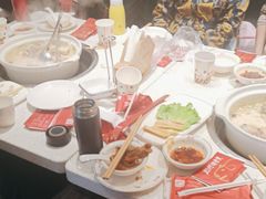 -三人行骨头王火锅(长寿店)