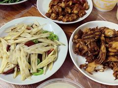 -蓝精灵饺子店
