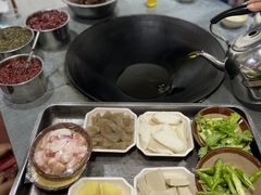 -咊记茅草棚柴火鸡(乌当店)