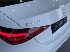 -宁波之星奔驰4S店(海曙店)