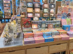 -猫的天空之城概念书店(杭州南宋御街店)