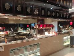 -荣誉国际酒店-云顶旋转餐厅