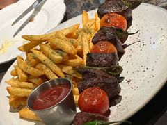 -LESCEDARS Brasserie Bistro香柏树