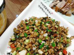 -有红鸡毛店·川菜(建设路店)