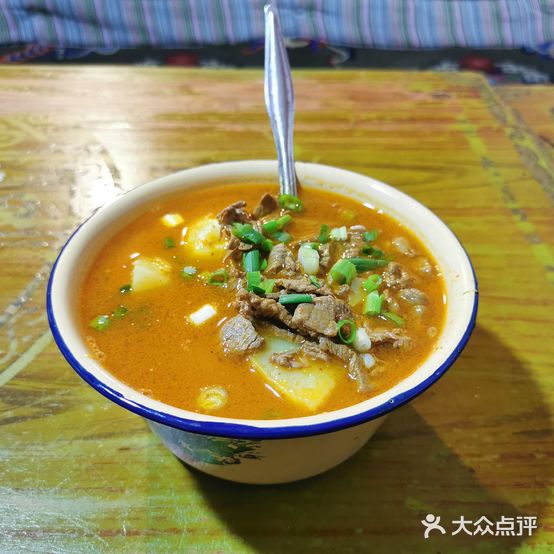 美味肉烩米饭店