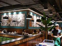 -亚马逊环球美食百汇(新城吾悦广场店)