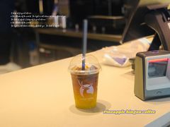 菠萝冰箤咖啡-瑞幸咖啡(新安大厦店)