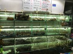 -覃记海鲜美食餐厅